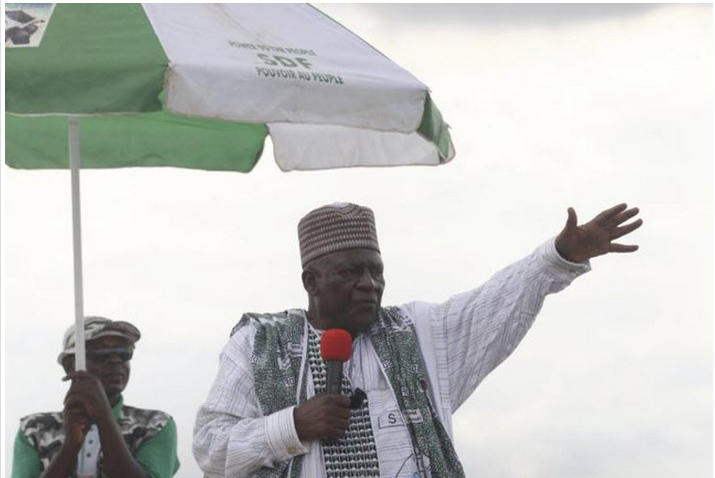 Ni John Fru Ndi lors d'un rassemblement